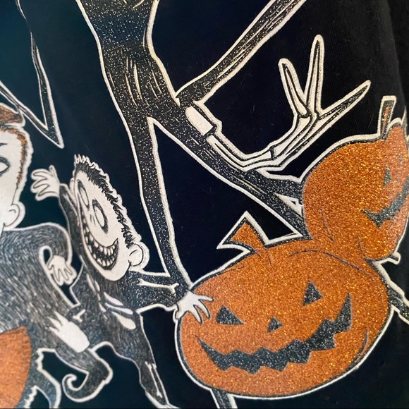 NEW Nightmare before Christmas Top - Picture 7 of 12